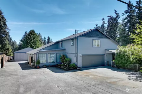 11717 2nd Dr SE #A & B, Everett, WA 98208