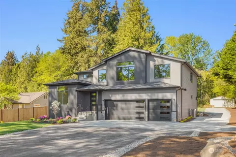 22202 Locust Way, Brier, WA 98036