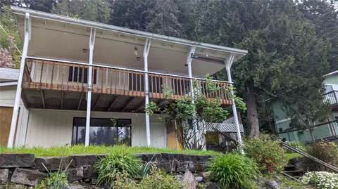 39224 Ski Park Rd E, Eatonville, WA 98328