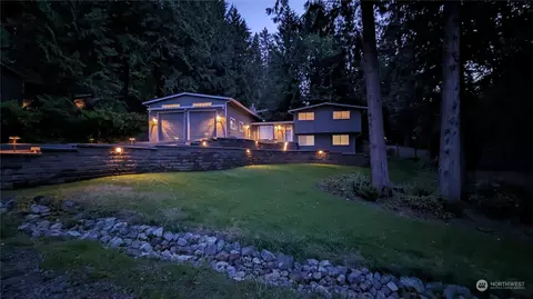 15517 182nd Pl NE, Woodinville, WA 98072