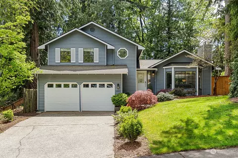 22527 NE 12th Pl, Sammamish, WA 98074