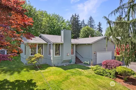 13026 Robinhood Ln, Snohomish, WA 98290