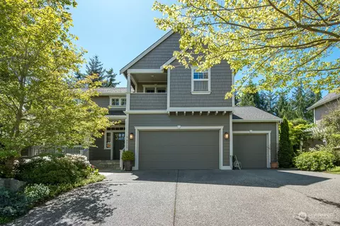 2217 35th Ct, Anacortes, WA 98221