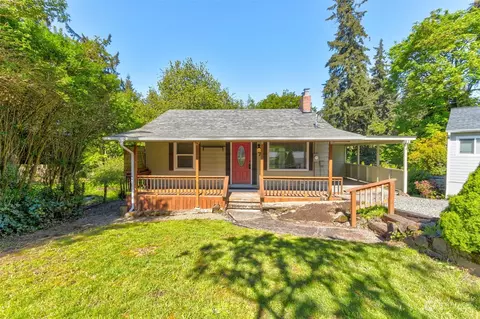 7 Parkland Dr, Kalama, WA 98625