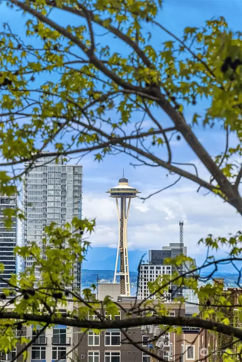 700 E Denny Way #401, Seattle, WA 98122