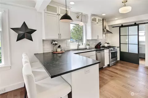 Kitchen - 3004 Division St, Enumclaw, WA 98022 photo 1 of 6