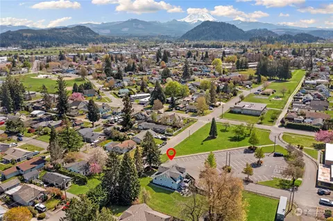 View/Area - 3004 Division St, Enumclaw, WA 98022 photo 1 of 2
