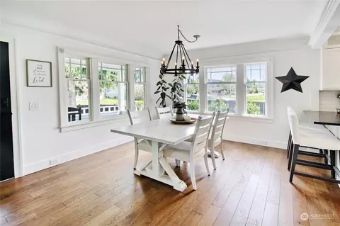 Dining - 3004 Division St, Enumclaw, WA 98022 photo 1 of 1