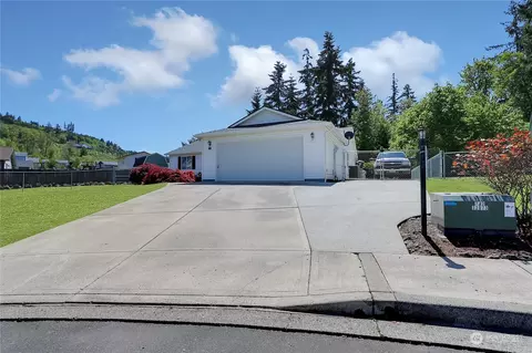 140 Ashland Ct, Kalama, WA 98625