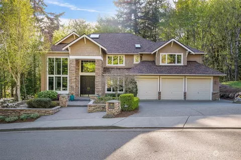 6299 152nd Ave SE, Bellevue, WA 98006