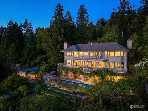 15809 Maplewild Ave SW, Burien, WA 98166