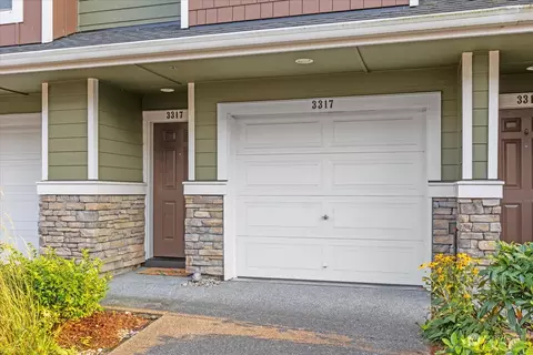 3317 31st Dr, Everett, WA 98201 photo 2