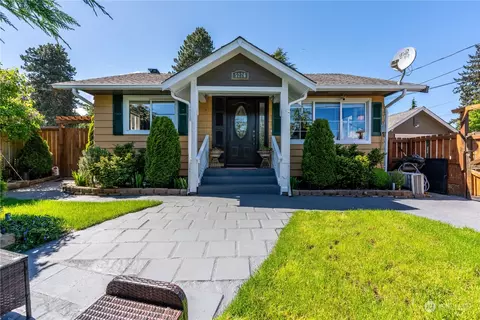 5226 Fleming St, Everett, WA 98203