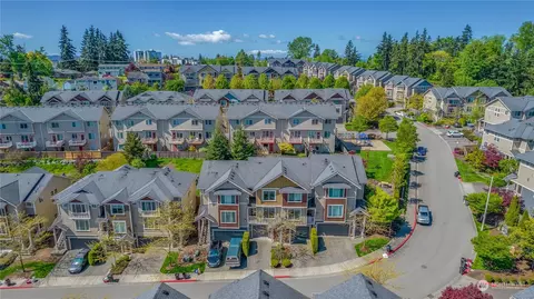 View/Area - 3034 Belmonte Ln, Everett, WA 98201 photo 1 of 9
