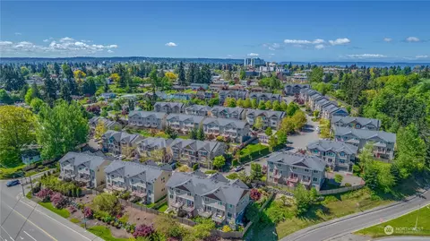 View/Area - 3034 Belmonte Ln, Everett, WA 98201 photo 8 of 9