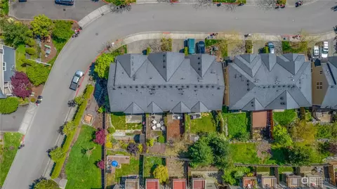 View/Area - 3034 Belmonte Ln, Everett, WA 98201 photo 4 of 9