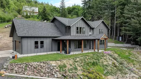 1710 Knights Bridge Rd, Ariel, WA 98603