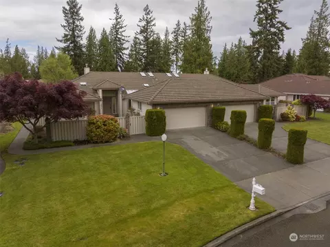 252 Foursome Dr, Sequim, WA 98382