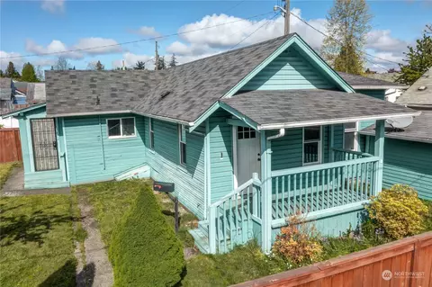 6114 S J St, Tacoma, WA 98408