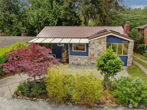 11333 38th Ave NE, Seattle, WA 98125