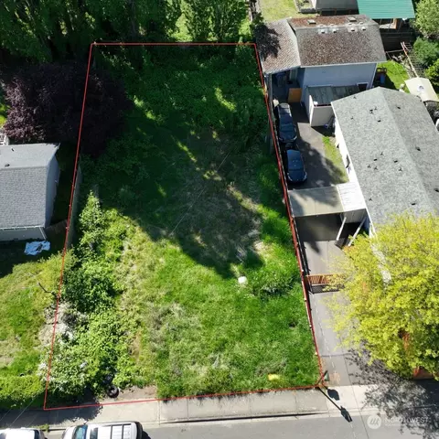 12045 24th Ave S, Seattle, WA 98168