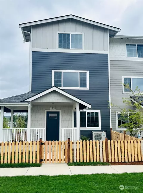 1739 Sunup Loop, Bellingham, WA 98226