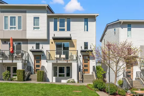 14616 35th Ct NE, Lake Forest Park, WA 98155