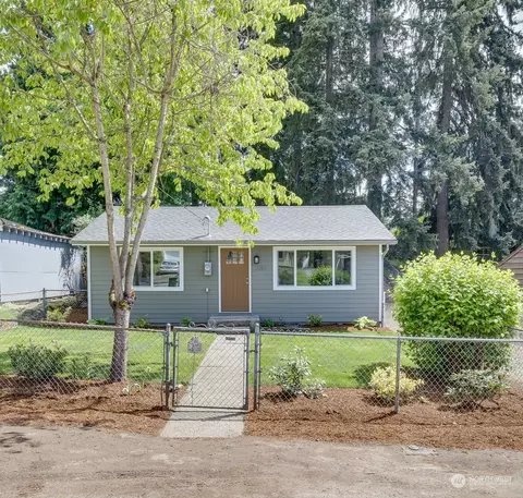 3613 NE 7th Pl, Renton, WA 98056