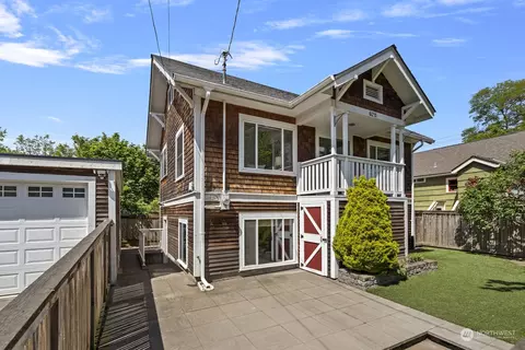 6211 11th Ave NW, Seattle, WA 98107