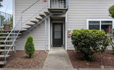 23828 102nd Ave SE #A-1, Kent, WA 98031