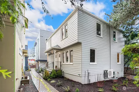 1517 A 44th Ave SW, Seattle, WA 98116