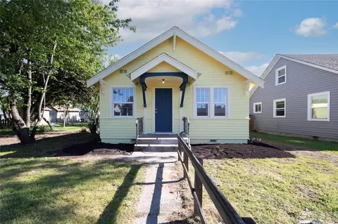 814 E 55th St, Tacoma, WA 98404