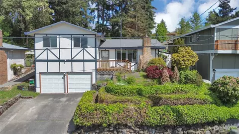 8215 S Alaska St, Tacoma, WA 98408