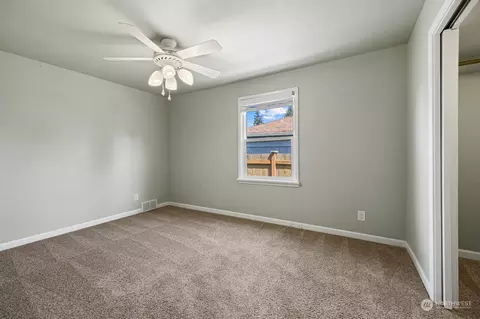 Bedroom - 509 Ave Tamarack Ave, Everett, WA 98203 photo 4 of 4
