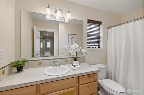 Bath - 3312 171st Pl SE, Bothell, WA 98012 photo 5 of 5