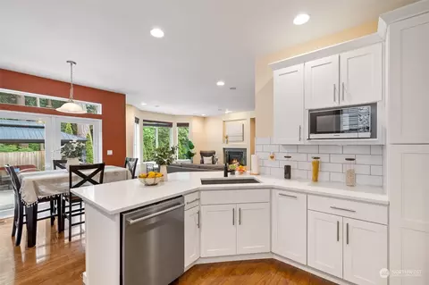Kitchen - 3312 171st Pl SE, Bothell, WA 98012 photo 3 of 3