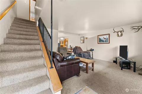 601 Alder St, Twisp, WA 98856 photo 7