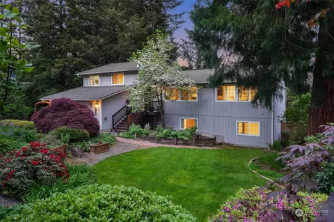 10212 184th Ave NE, Redmond, WA 98052