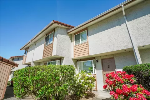 12828 SE 41st Ln #C102, Bellevue, WA 98006