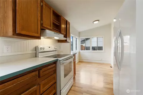 22114 131st St E, Bonney Lake, WA 98391 photo 12