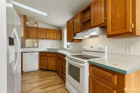 22114 131st St E, Bonney Lake, WA 98391 photo 14