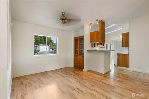 22114 131st St E, Bonney Lake, WA 98391 photo 5