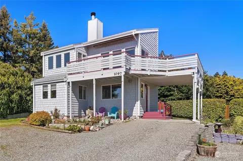 1097 Smart Ct, Coupeville, WA 98239
