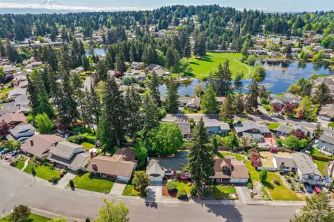 4113 SW 321st St, Federal Way, WA 98023