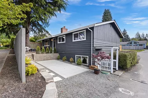 10532 124th Ave NE, Kirkland, WA 98033