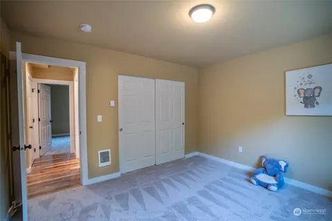 361 E Mclane Cove Dr, Grapeview, WA 98546 photo 13