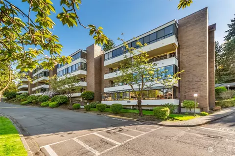 10907 Glen Acres Dr S #B, Seattle, WA 98168