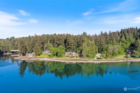 17101 S Vaughn Rd NW, Vaughn, WA 98394
