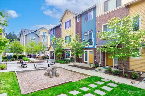15760 NE 14th Aly, Bellevue, WA 98008