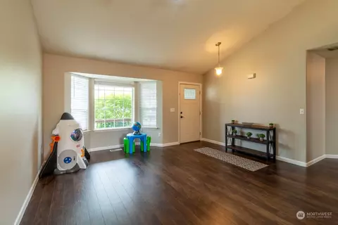 5512 209th St E, Spanaway, WA 98387 photo 5